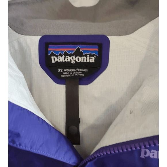 Patagonia Women's "H2 No" Front Pockets Hooded Full Zip Purple Rain Coat Sz XS - Picture 3 of 5